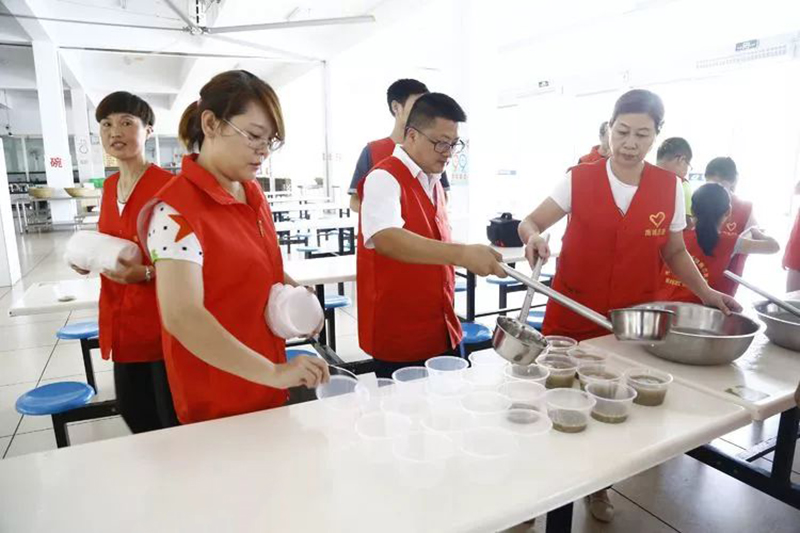 “炎炎夏日，爱心传递”夏季送清凉活动