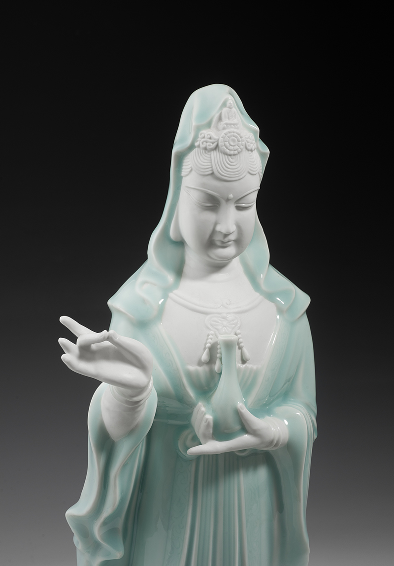粉青观世音像