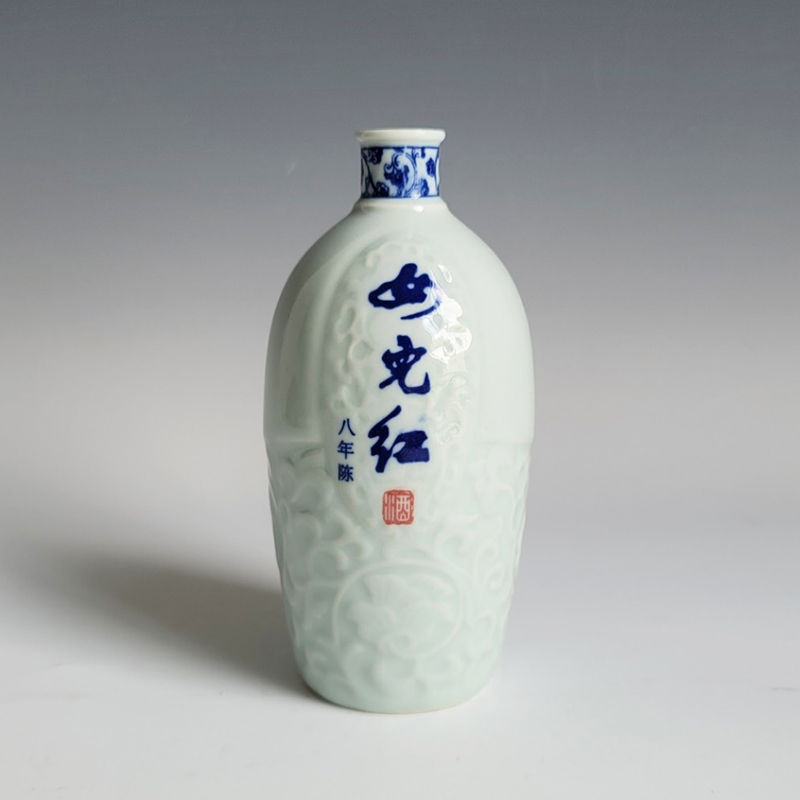 500ml八年青花瓷瓶
